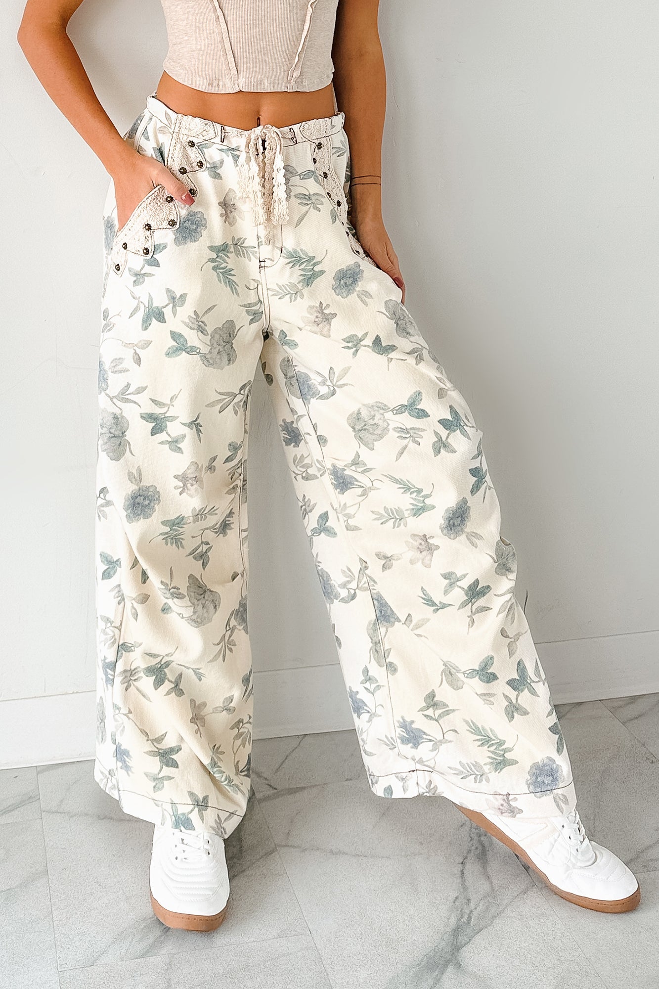 Lorelei Wide Leg Floral POL Jeans (Cream/Floral)